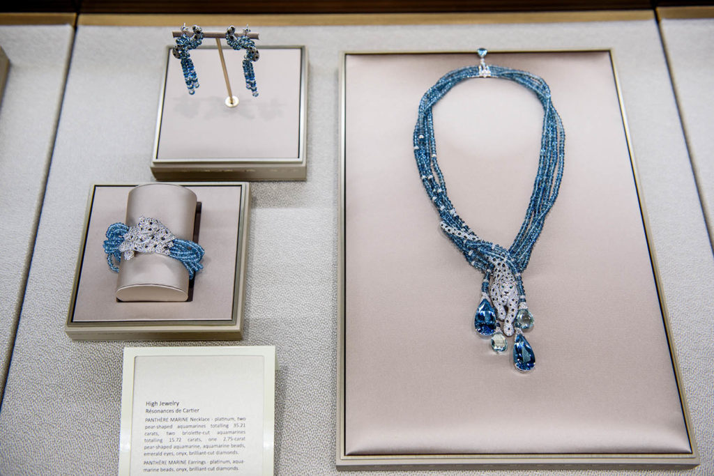 cartier jewelry display