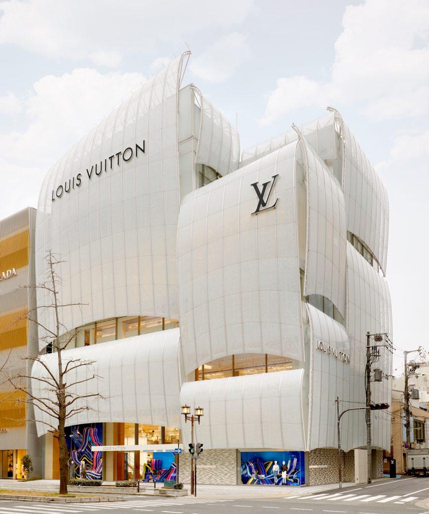 Louis Vuitton opens its first restaurant in Japan - Design Magazine