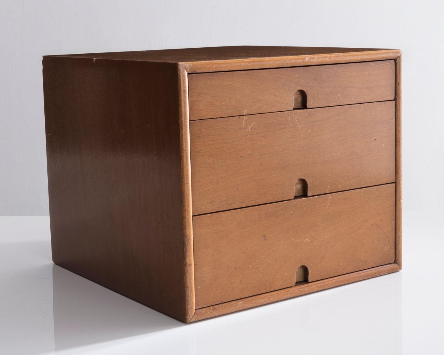 Small cabinet, designed by Charles Eames and Eero Saarinen, for MoMA’s Organic Design Competition.
